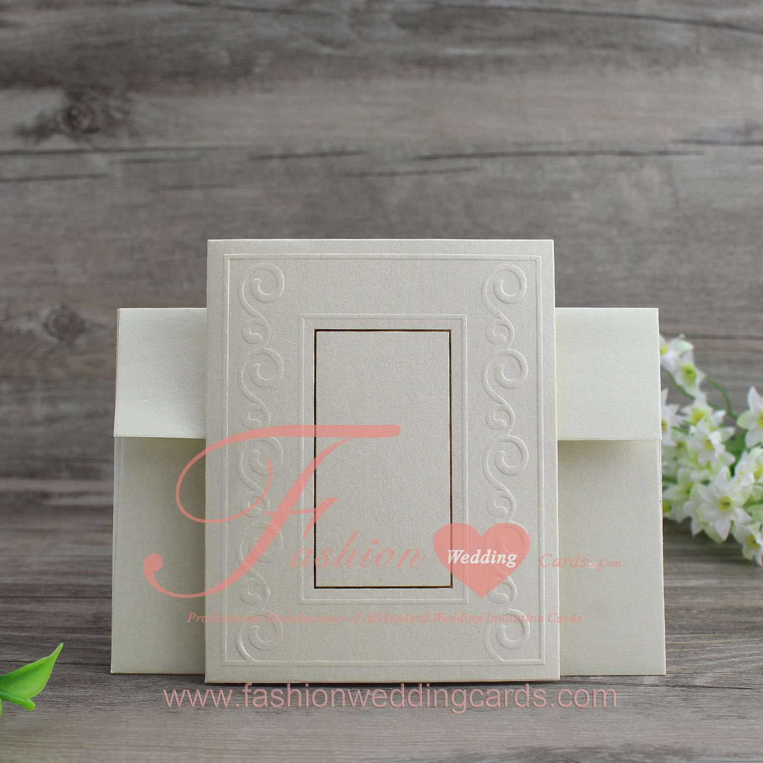 Free Shipping Nice Foiling Small Invitation Card Template
